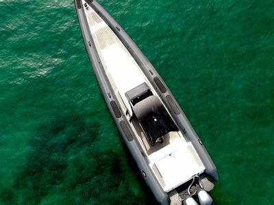 Boat rental greece