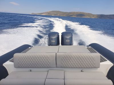 Boat rental greece