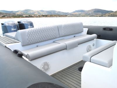 Boat rental greece